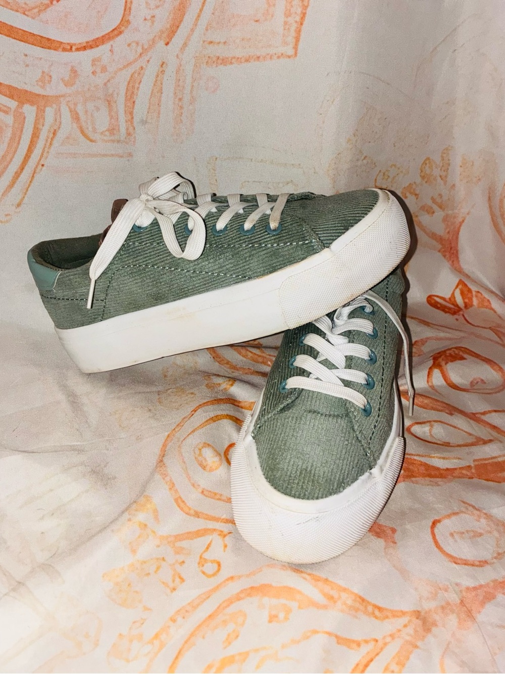 Casual Women's Sage Green Corduroy Platform Sneakers